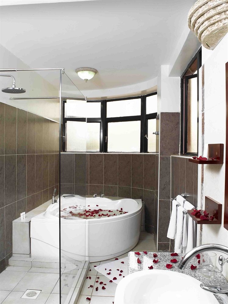 Wasini All Suite Hotel Nairobi Exterior photo